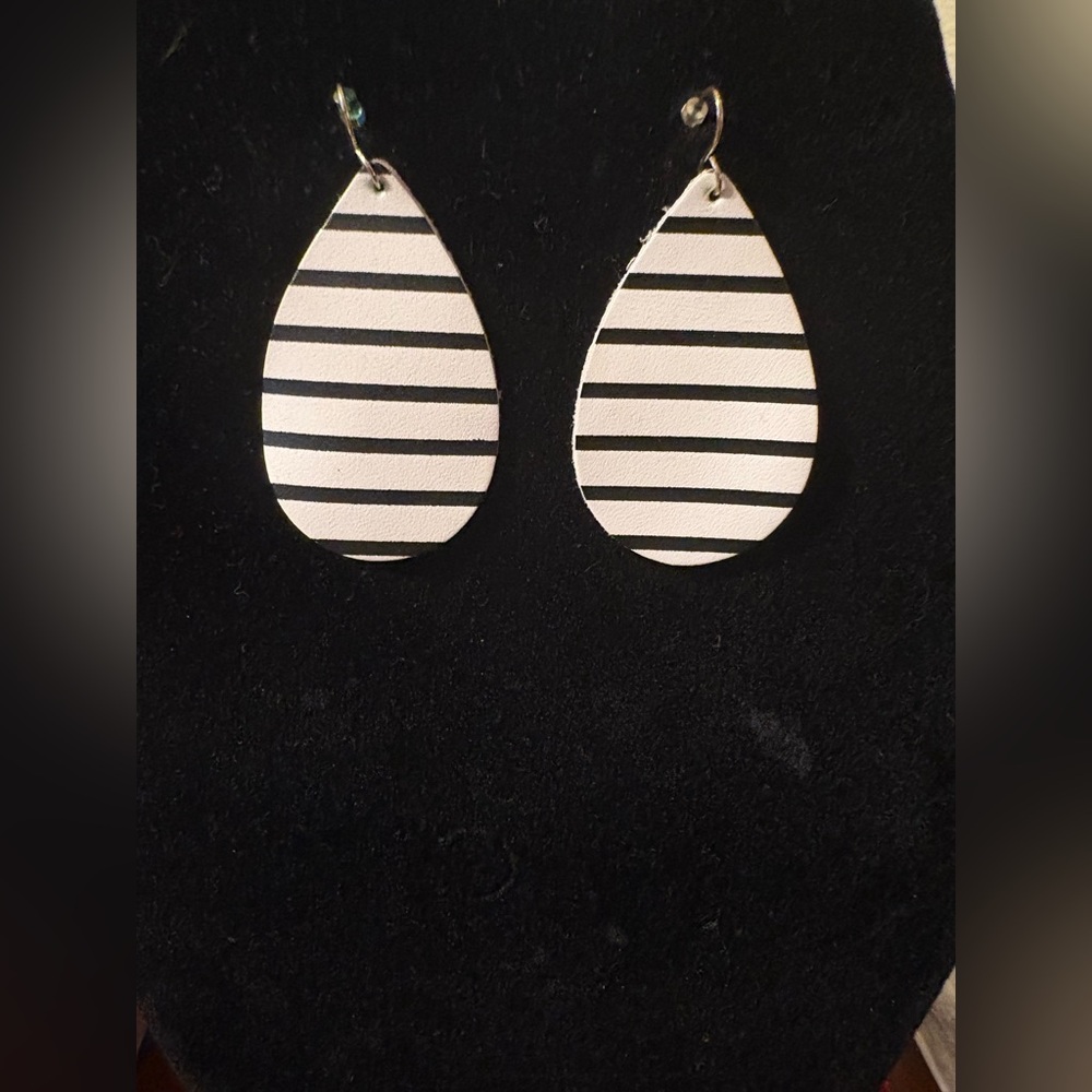 Leather Black and White Striped Teardrop Earrings